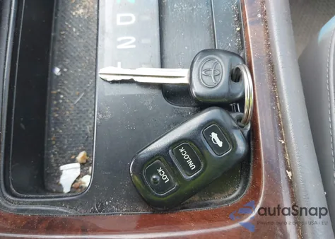 2000 Toyota Avalon Xls из США, поврежденный, VIN 4T1BF28B1YU098383